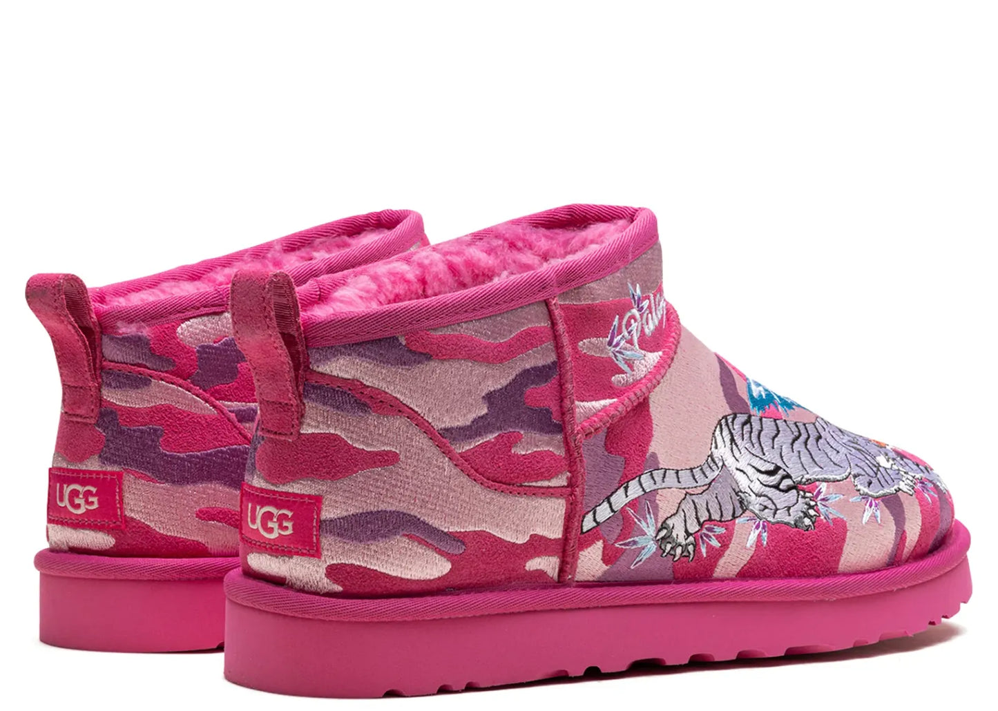 Classic Ultra Mini Boot Palace Pink Camo