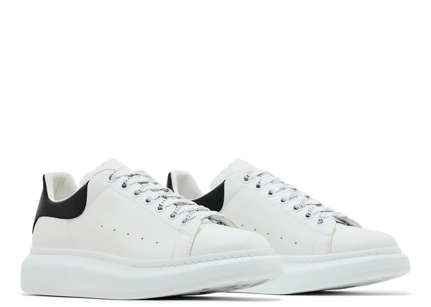 Oversized Sneaker White Black (2024)