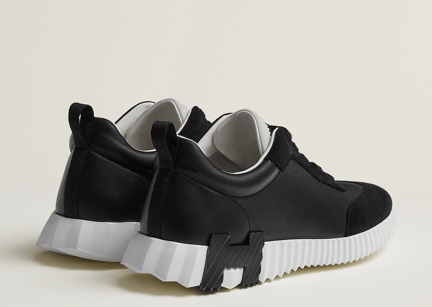 Bouncing Sneaker Black