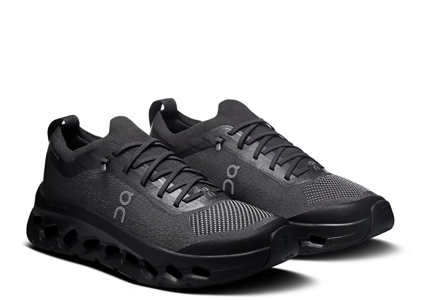 Cloudtilt Moon All Black (W)