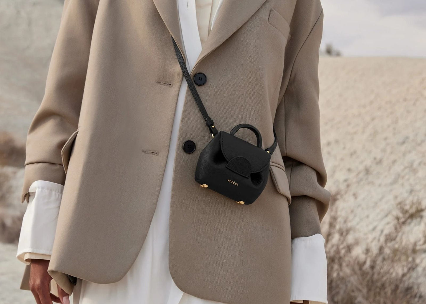 Numéro Un Micro Edition Textured Black