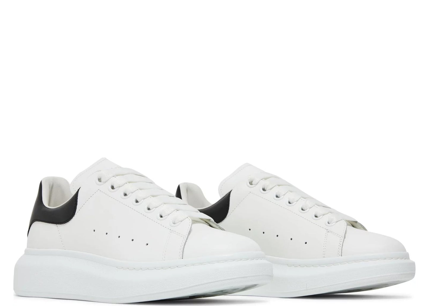 Oversized White Black (W)
