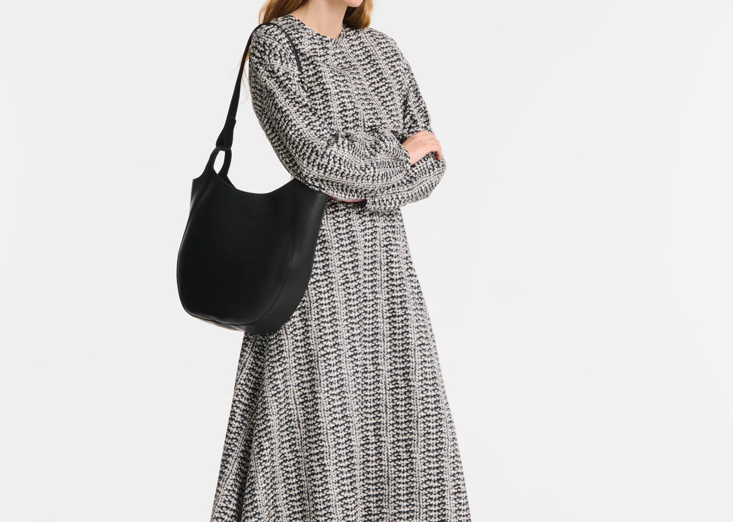 Le Foulonné Lare Hobo Bag Black