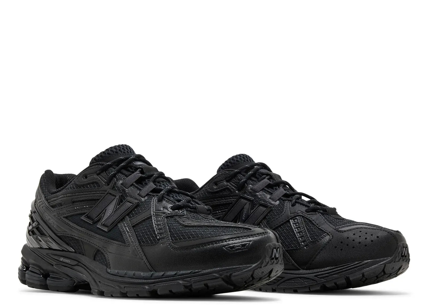 1906U Triple Black