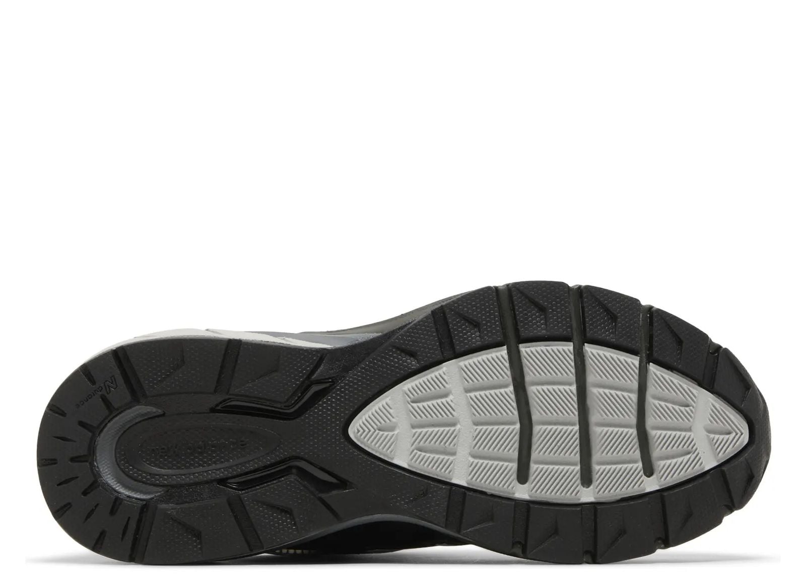 990v5 Black (W)