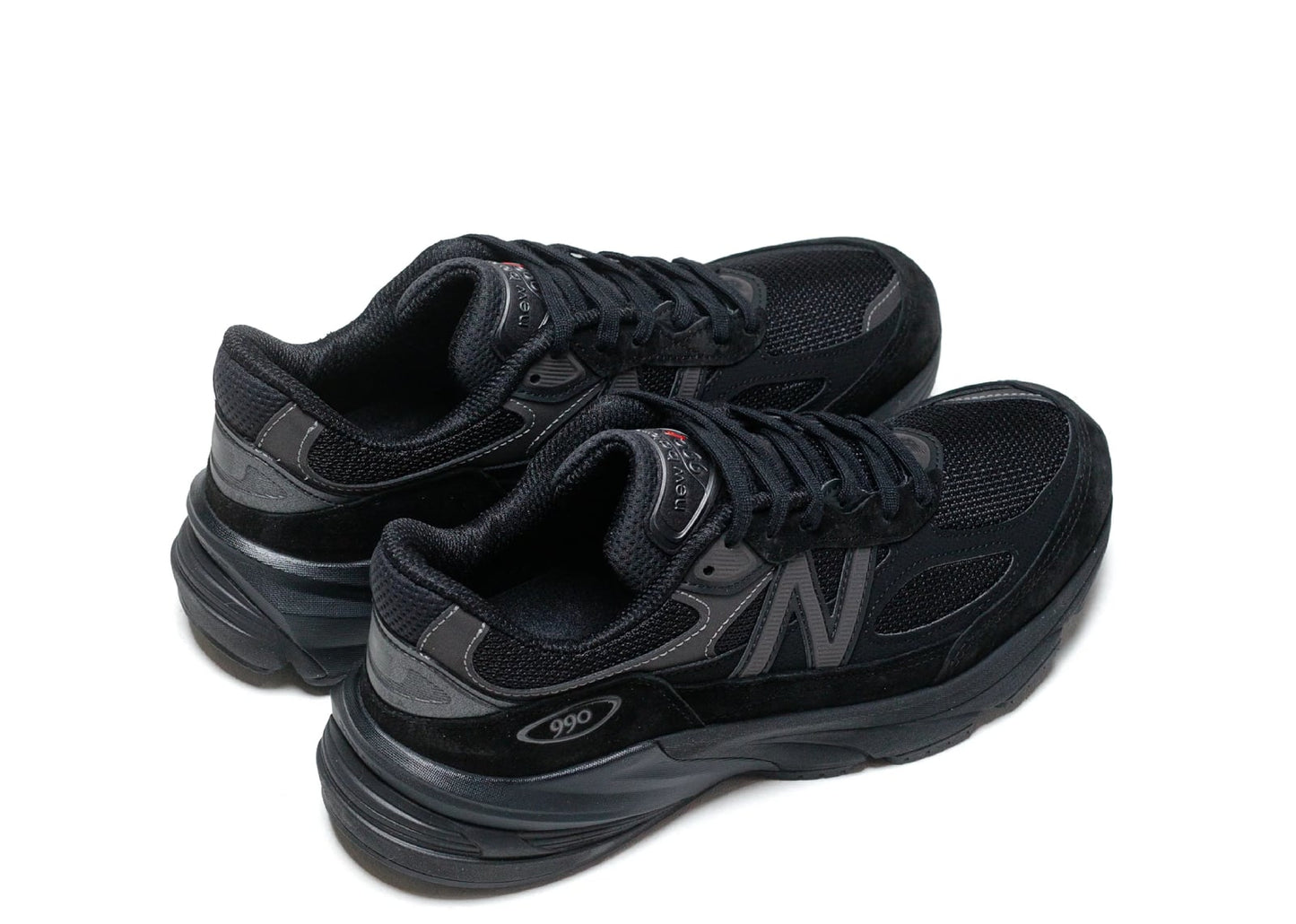 990v6 Triple Black