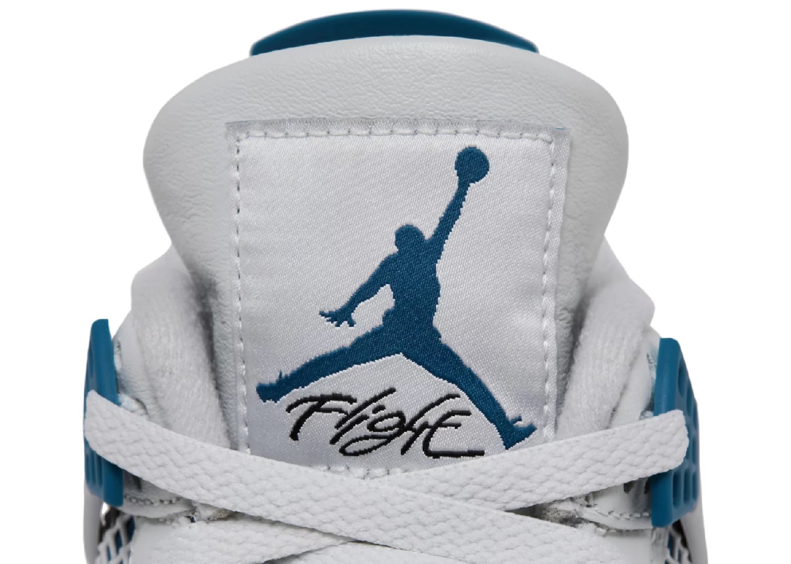 Air Jordan 4 Retro Military Blue (2024)