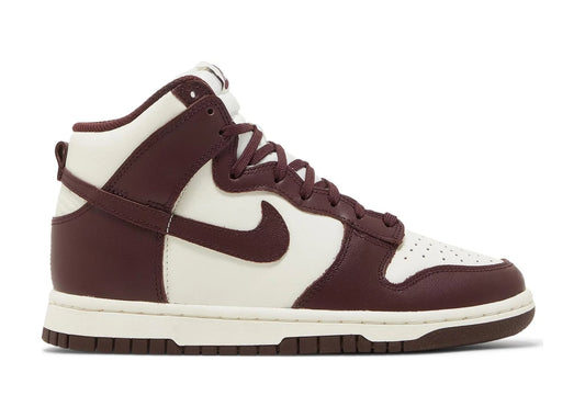 Dunk High Burgundy Crush (W)
