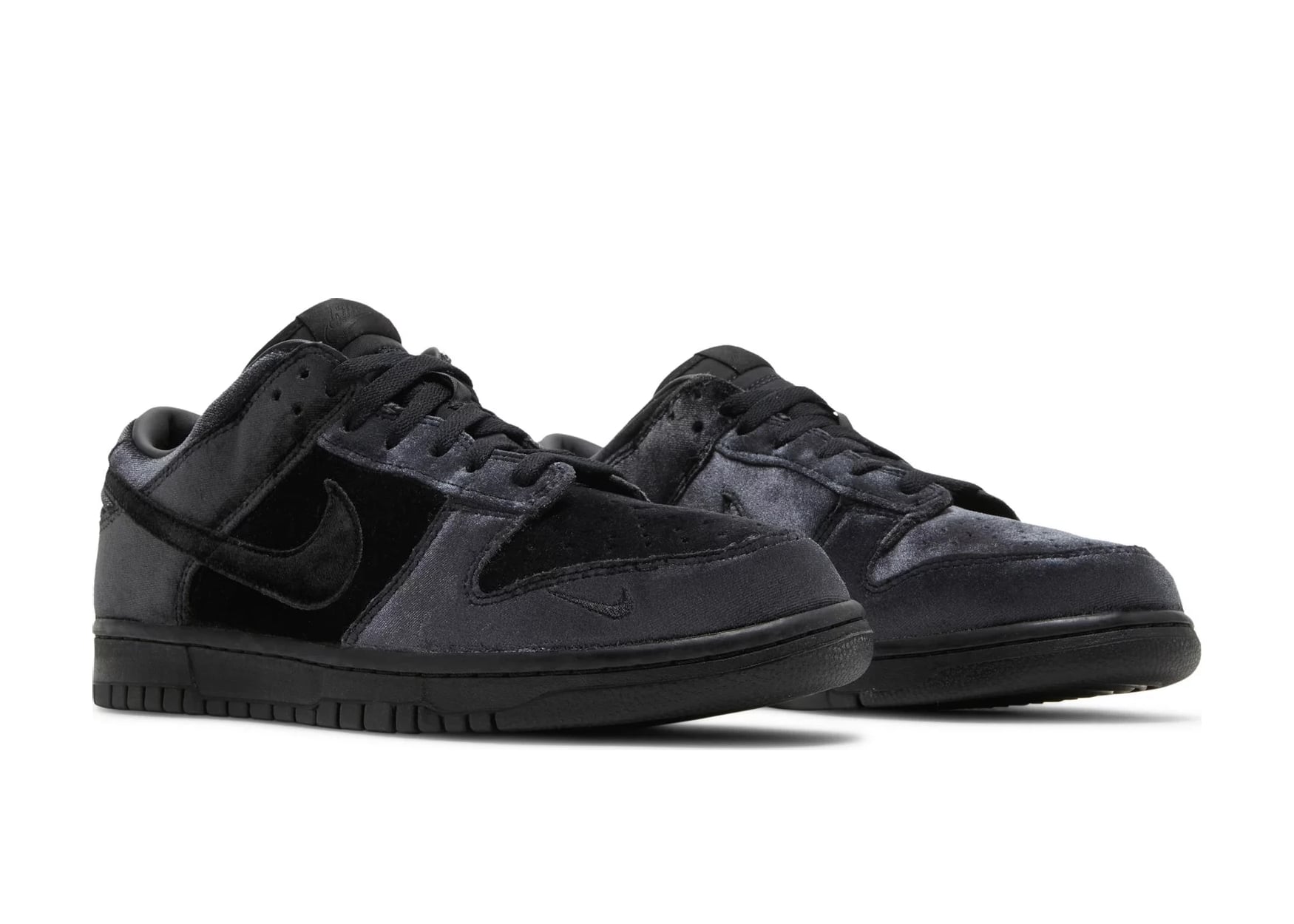 Dunk Low Dover Street Market Triple Black Velvet