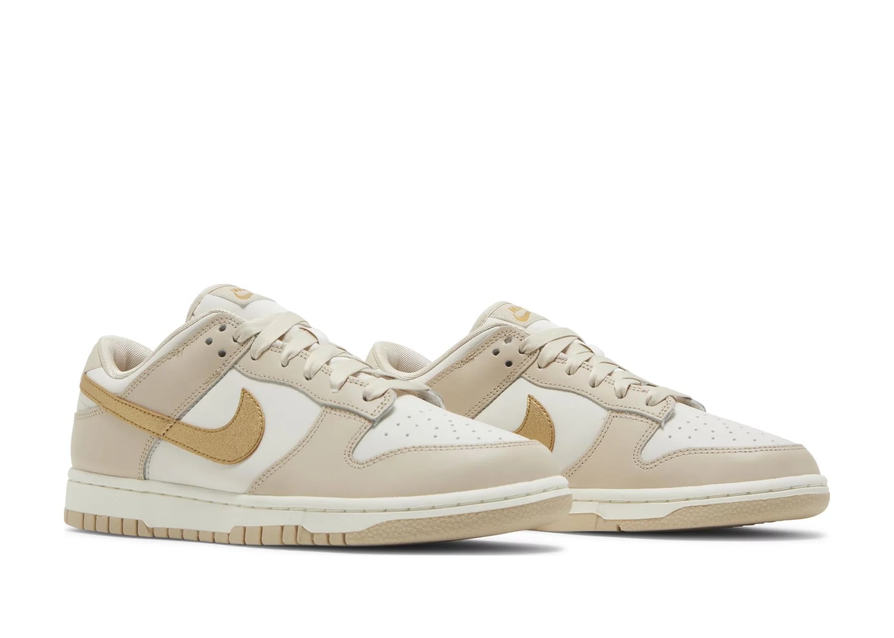 Dunk Low Phantom Metallic Gold (W)