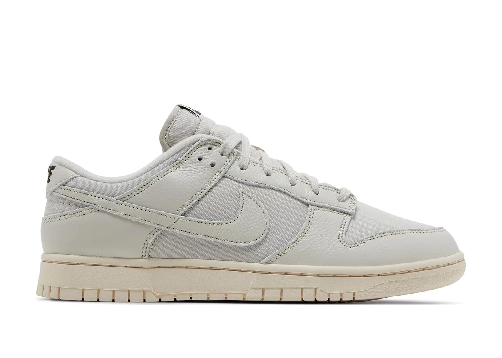 Dunk Low Premium Light Orewood Brown