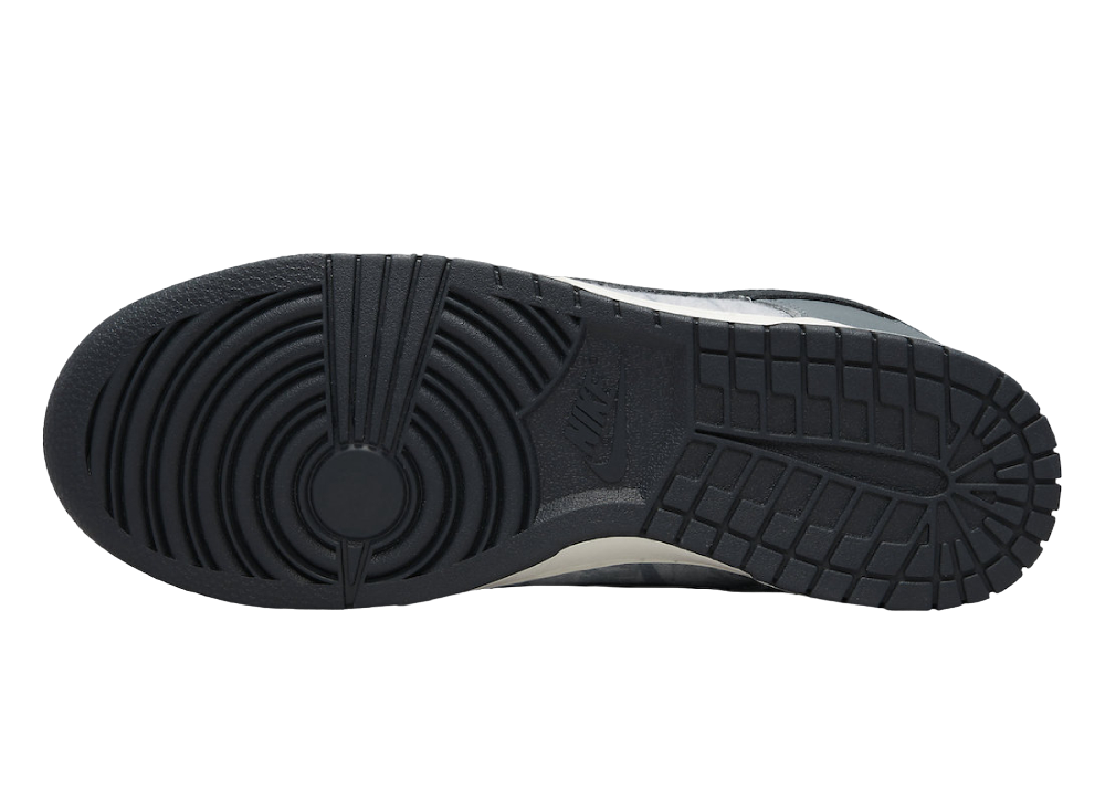 Dunk Low SE Copy Paste