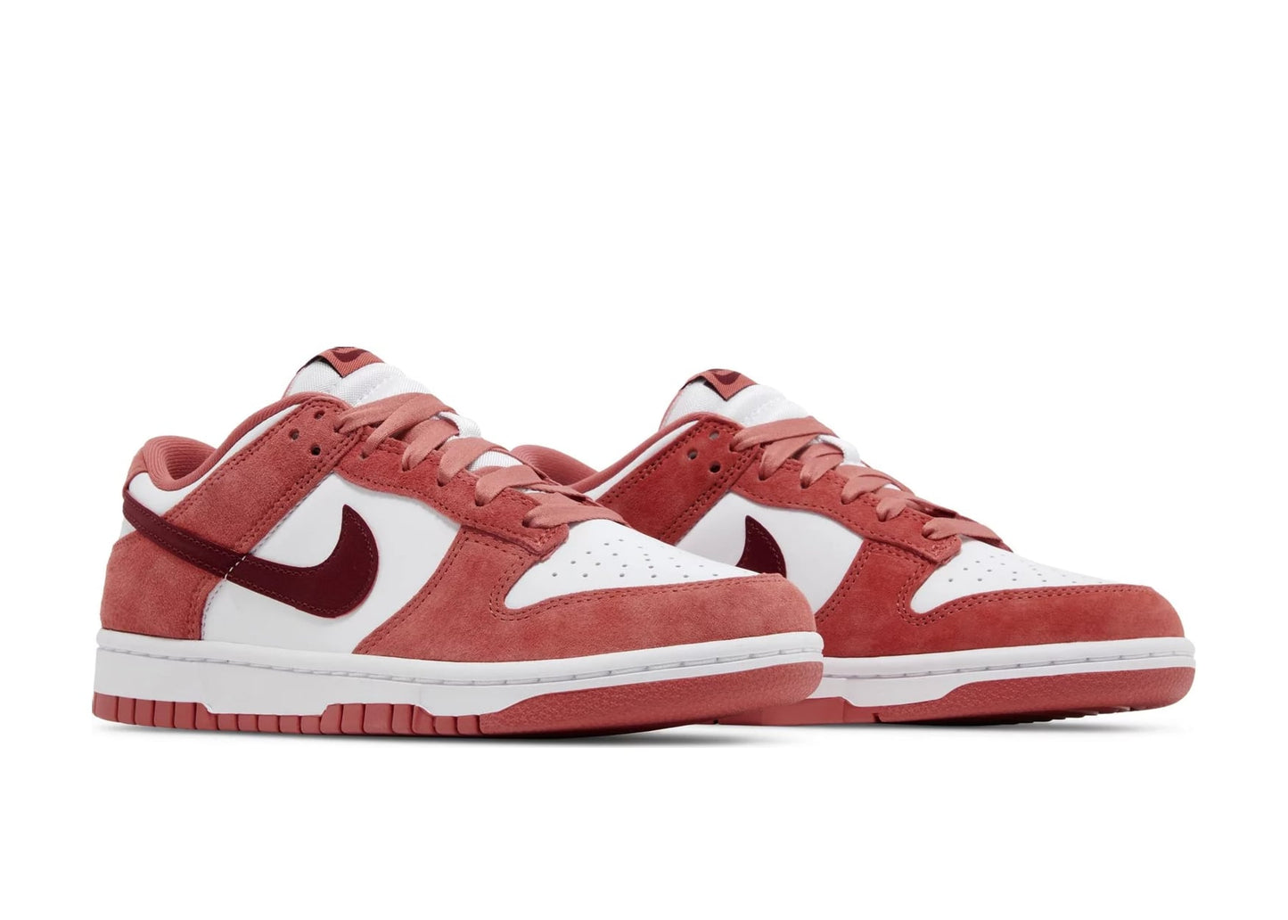 Dunk Low Valentines Day (2024) (W)