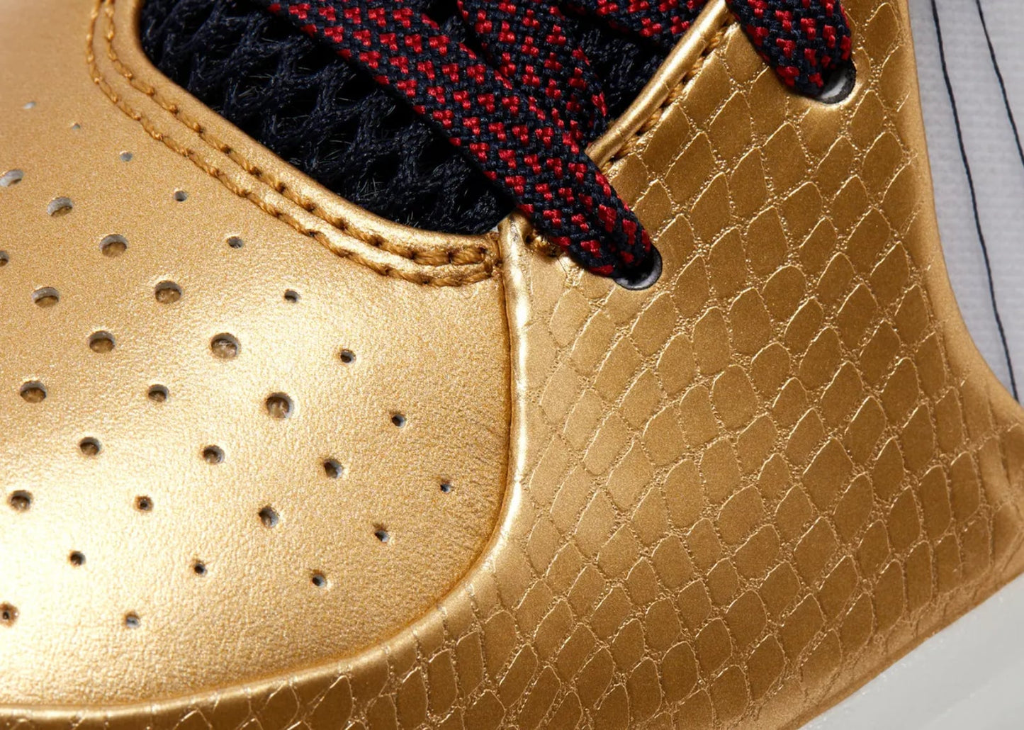 Kobe 4 Protro Gold Medal (2024)