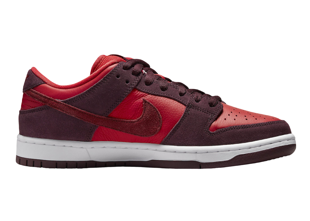 SB Dunk Low Cherry