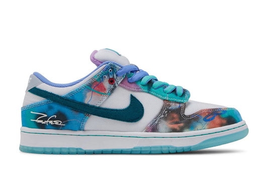 SB Dunk Low Futura Laboratories Bleached Aqua