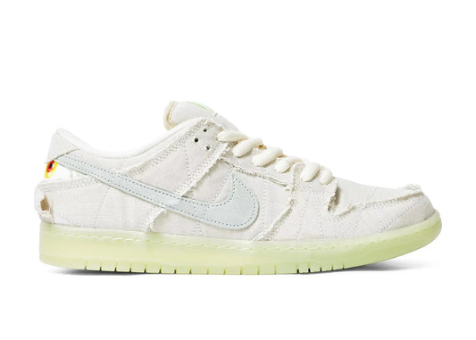SB Dunk Low Mummy