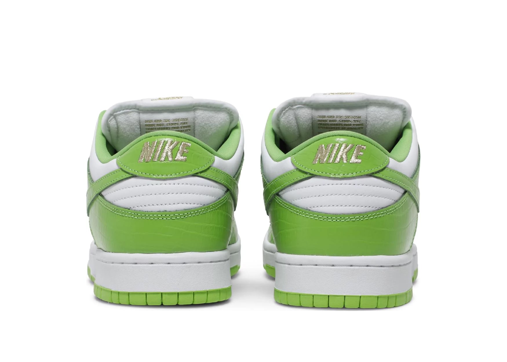 SB Dunk Low Supreme Stars Mean Green (2021)