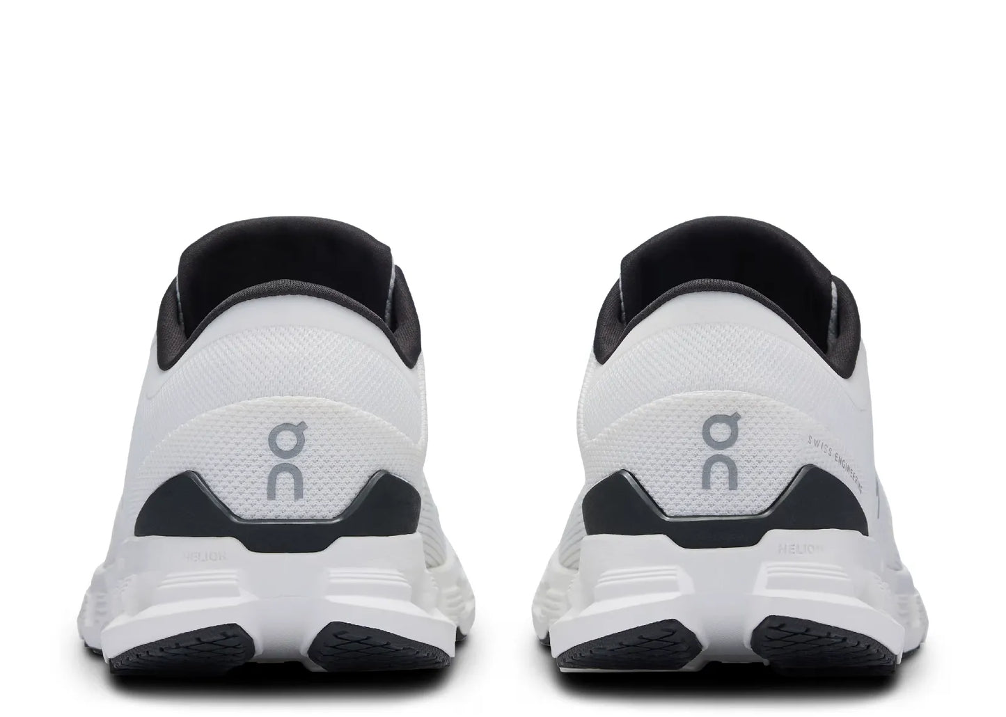 Cloud X 4 Ivory Black (W)