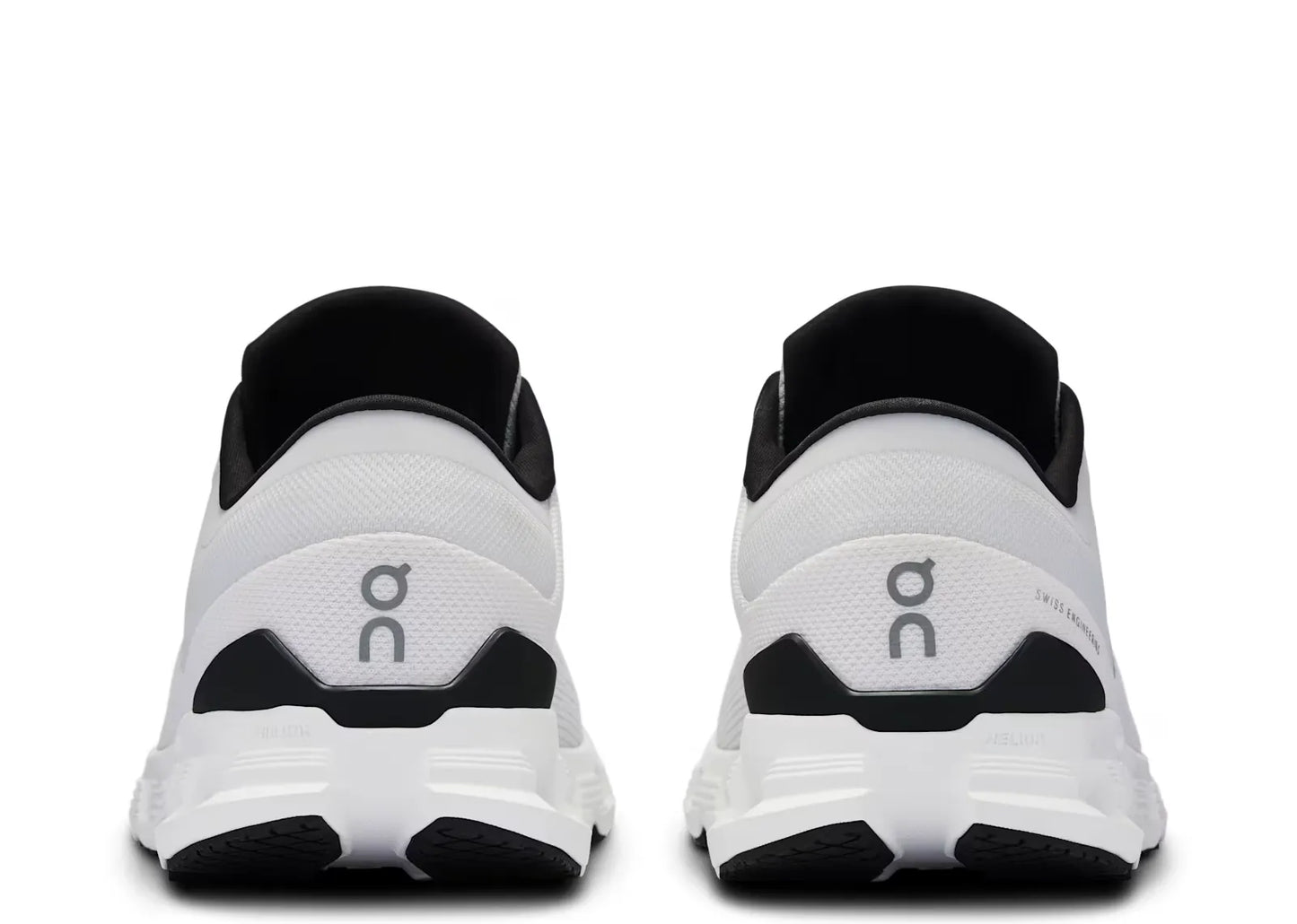 Cloud X 4 Ivory Black