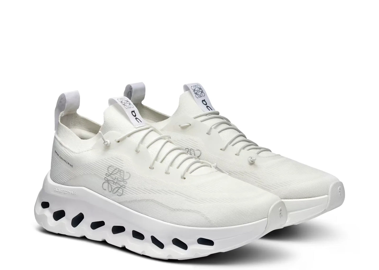 Cloudtilt LOEWE All White (W)