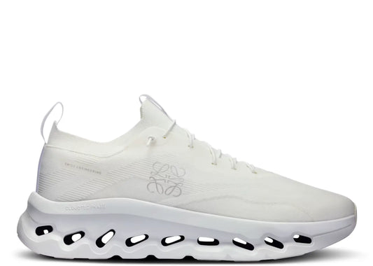 Cloudtilt LOEWE All White