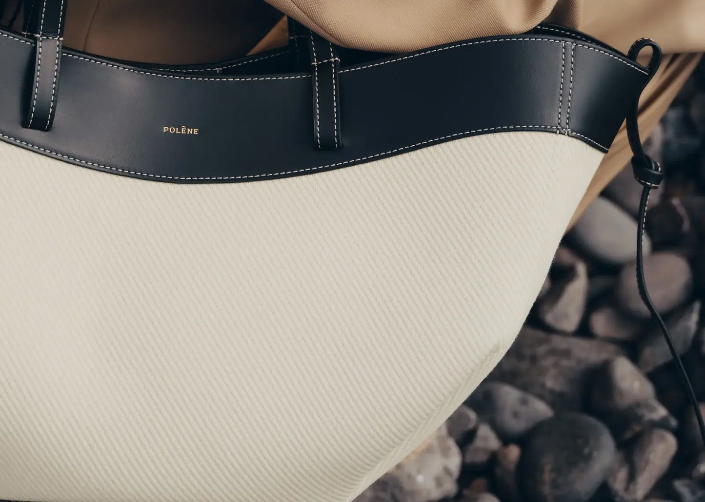 Cyme Edition Black Canvas