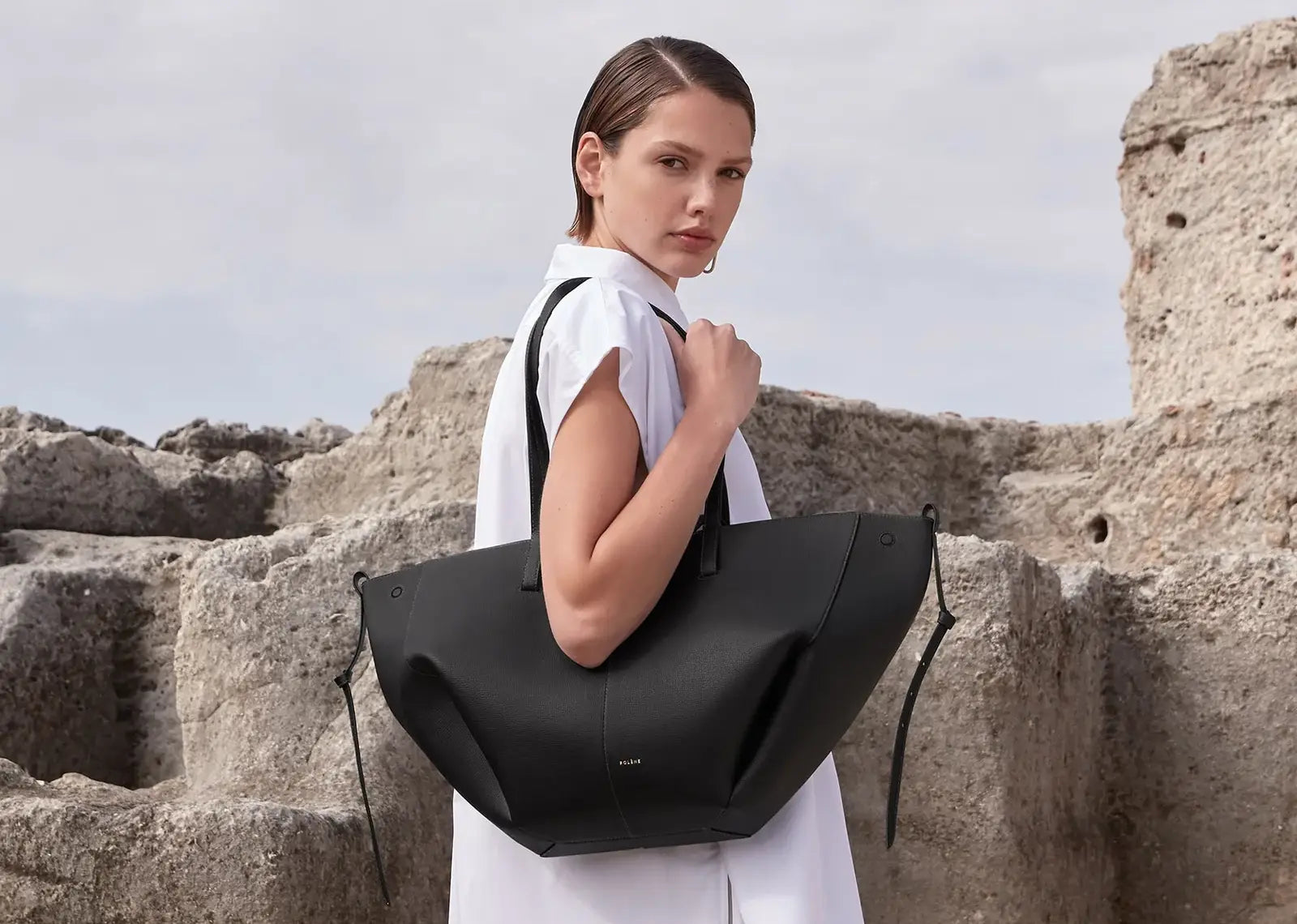 Cyme Edition Textured Black