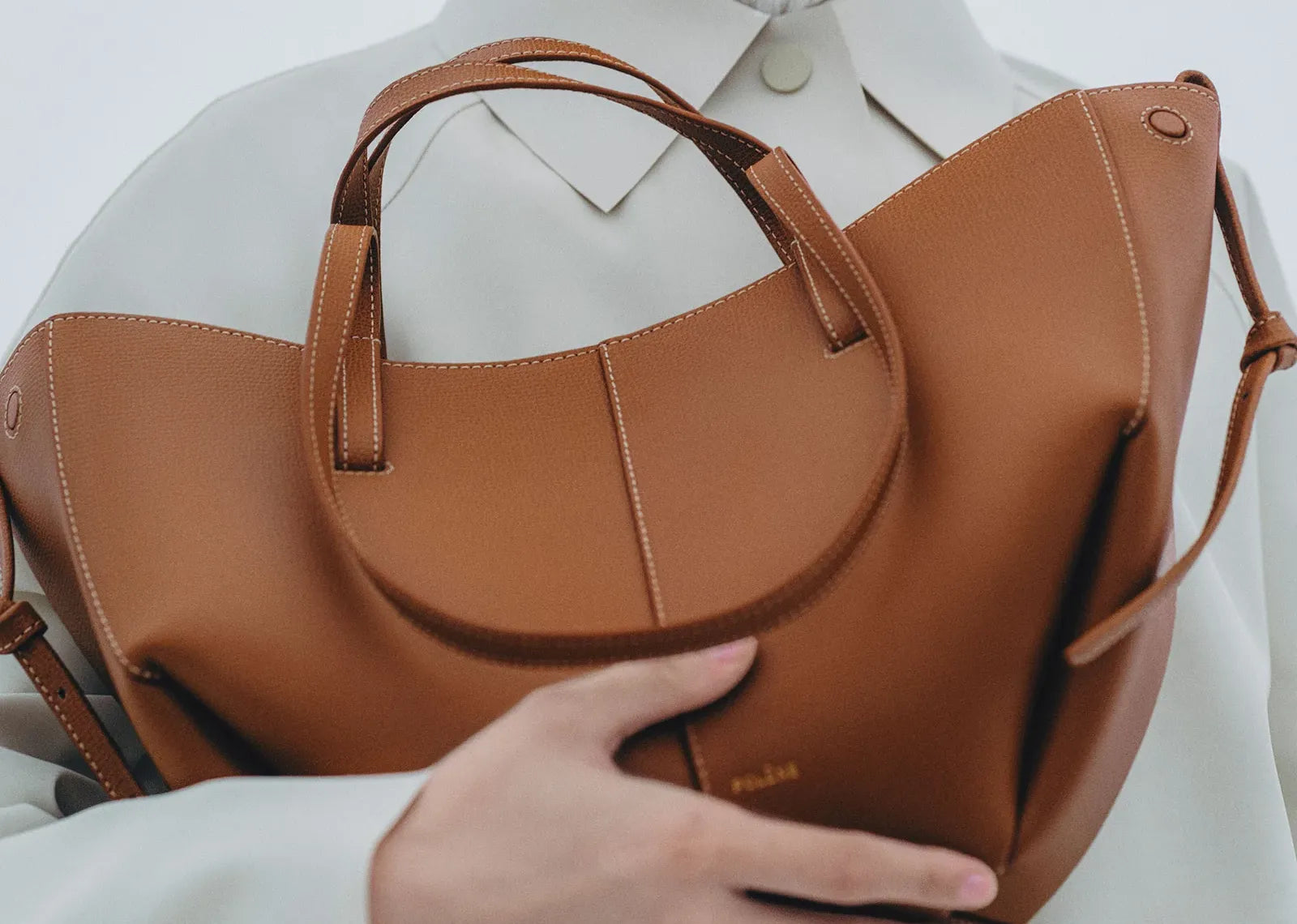 Cyme Mini Edition Textured Camel
