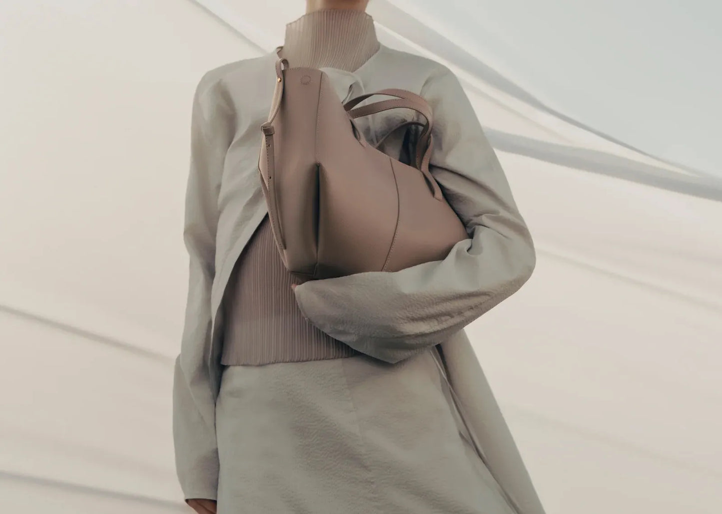 Cyme Mini Edition Textured Taupe
