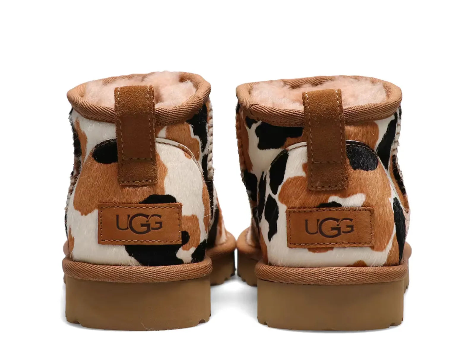 Classic Ultra Mini Boot Cow Print (W)