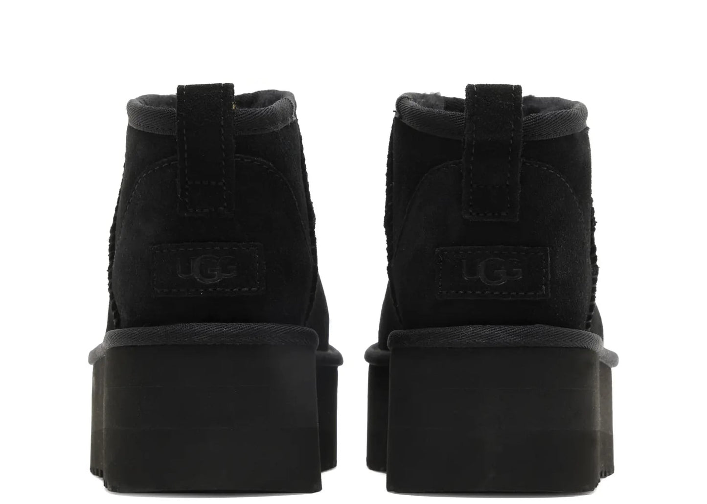 Classic Ultra Mini Platform Boot Black (W)