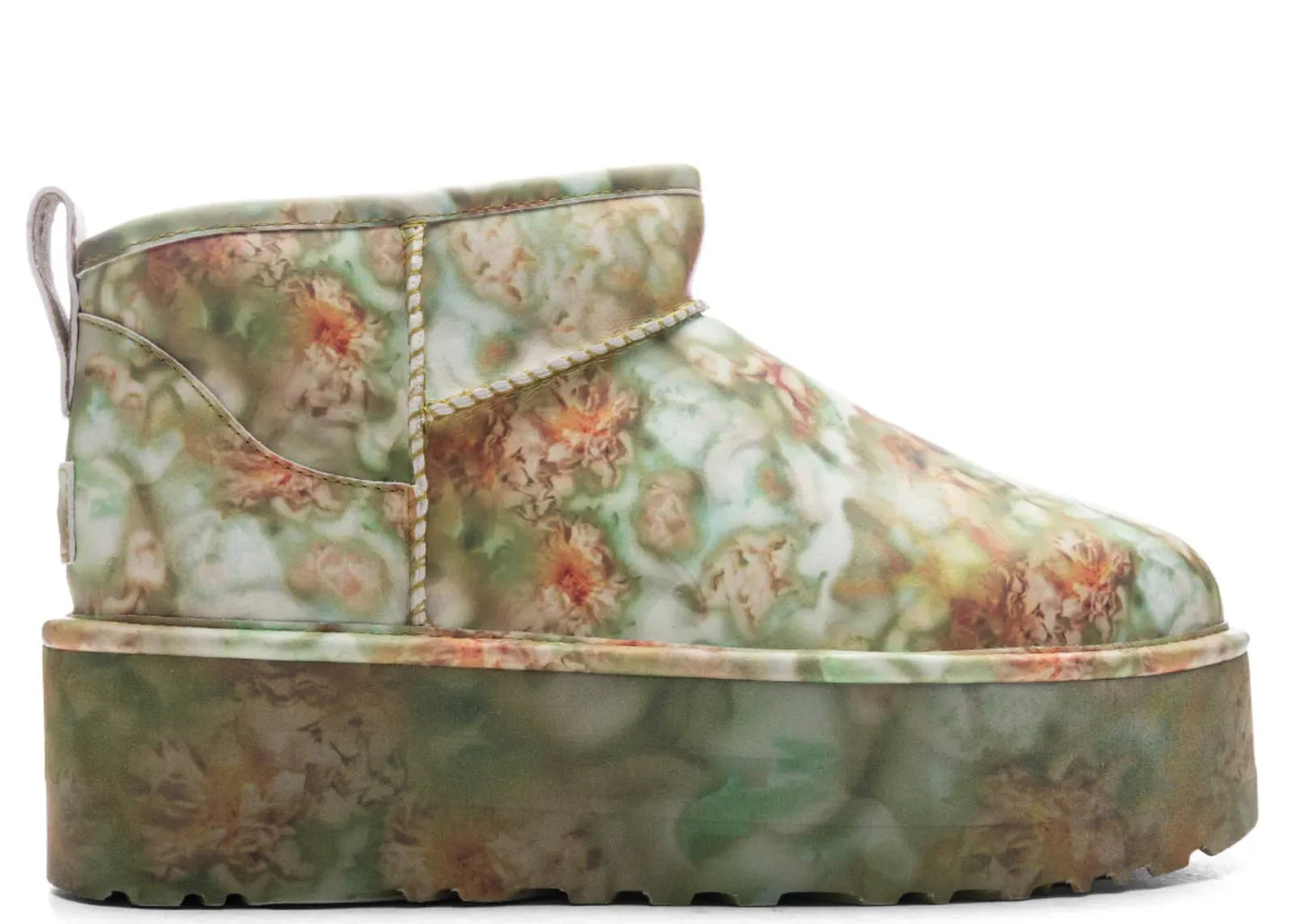 Classic Ultra Mini Platform Boot Collina Strada Green Floral