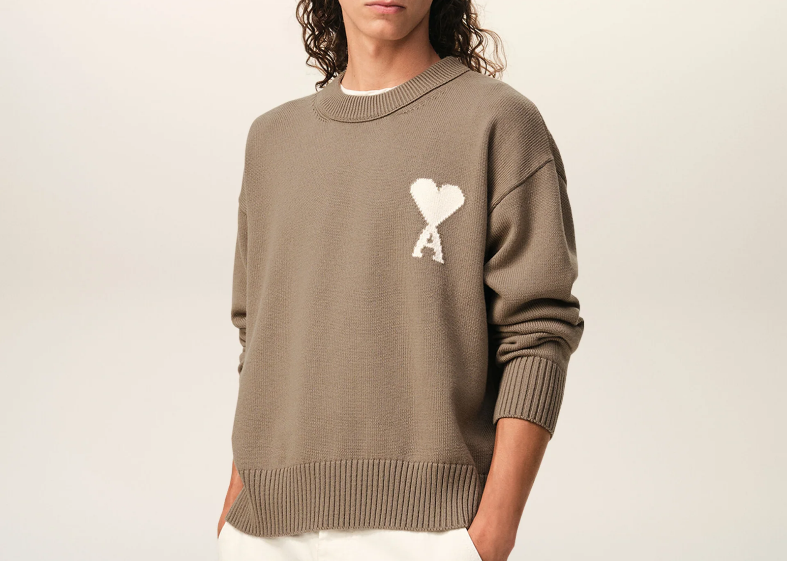 Ami De Coeur Crewneck Sweater Beige