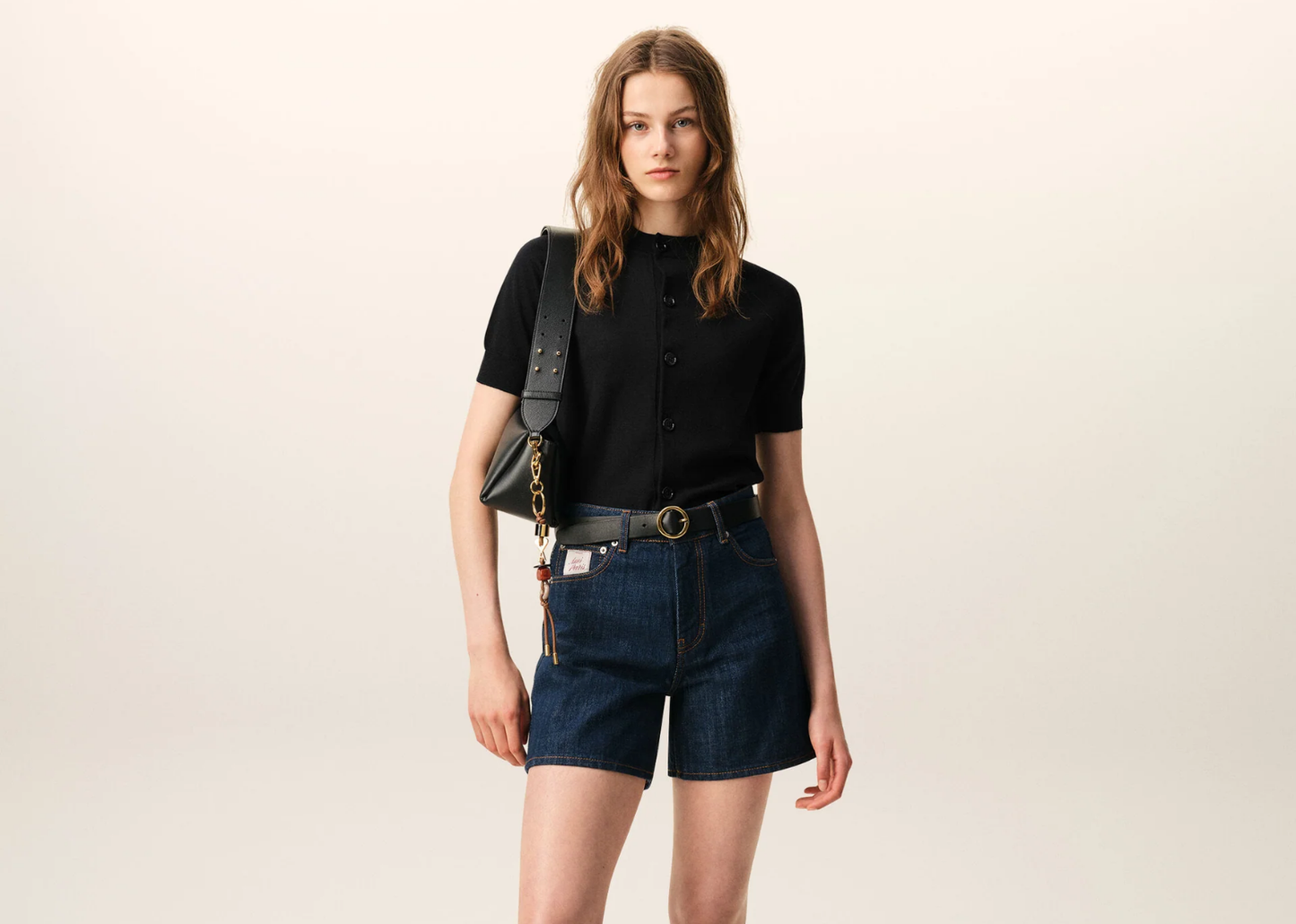 Ami De Coeur Short Sleeve Cardigan Black