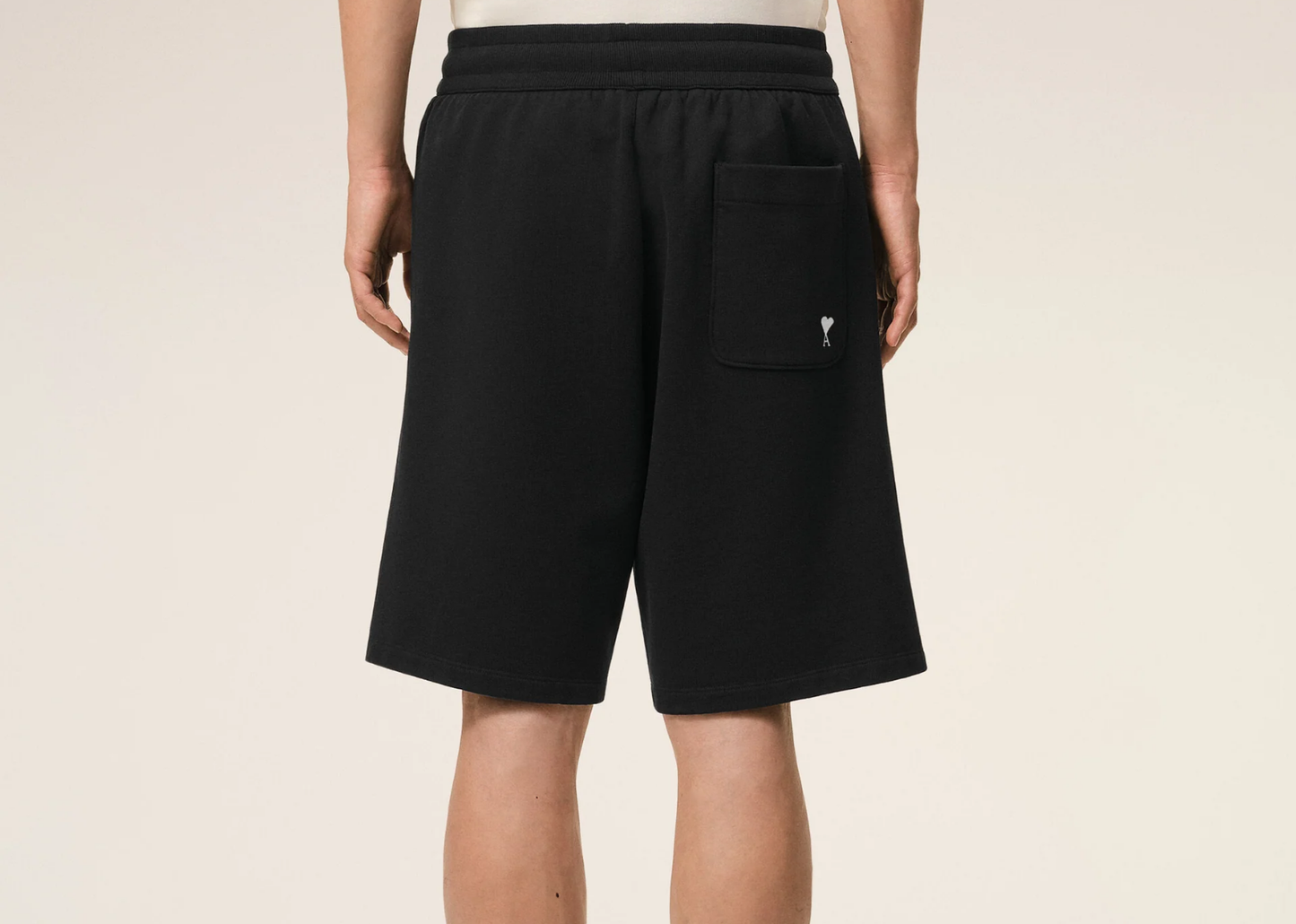 Ami De Coeur Shorts Black