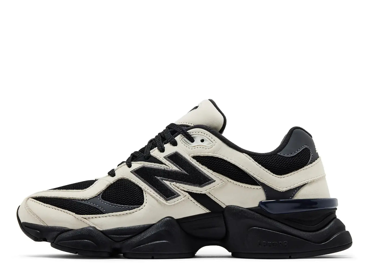 9060 Off White Black
