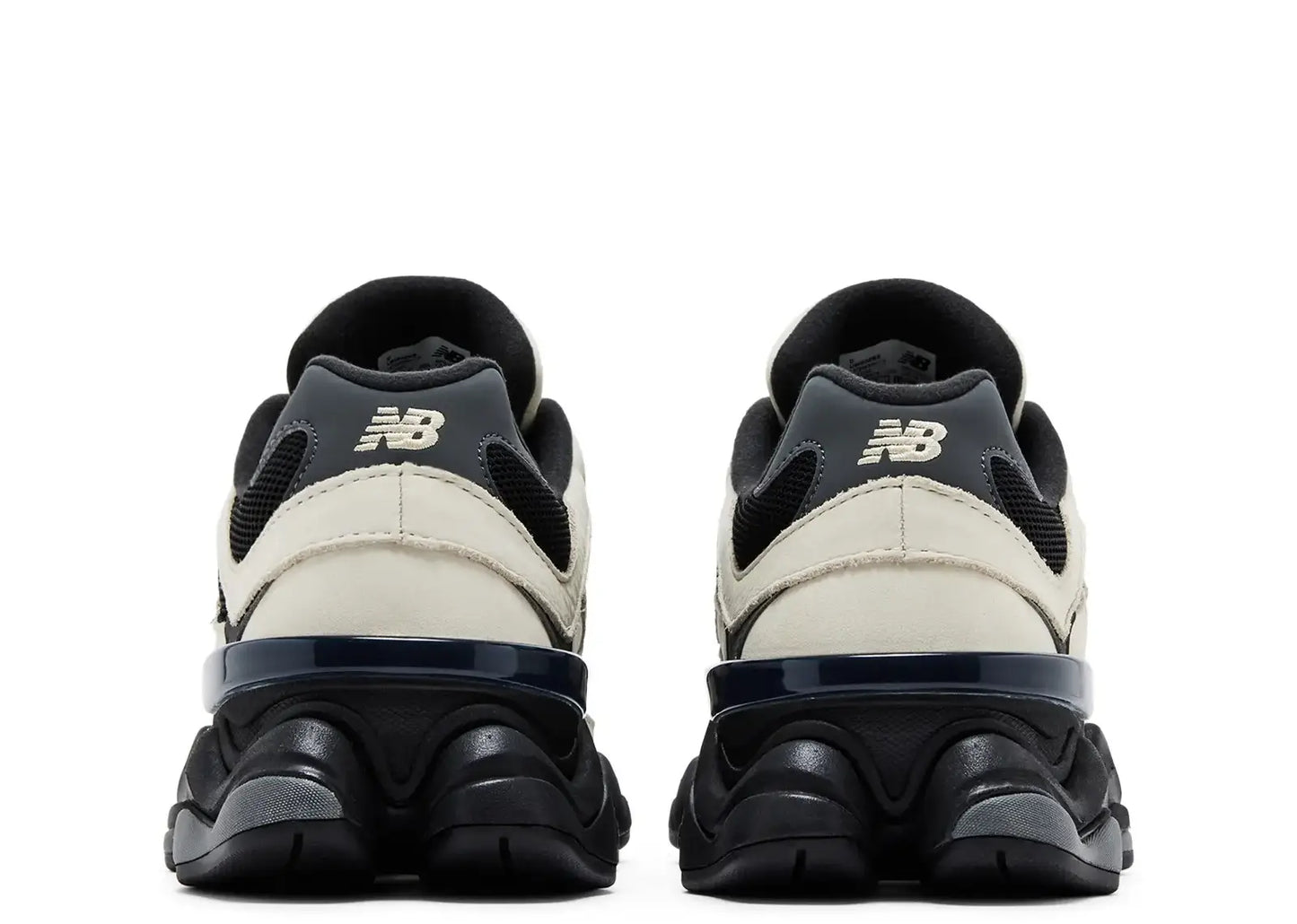 9060 Off White Black
