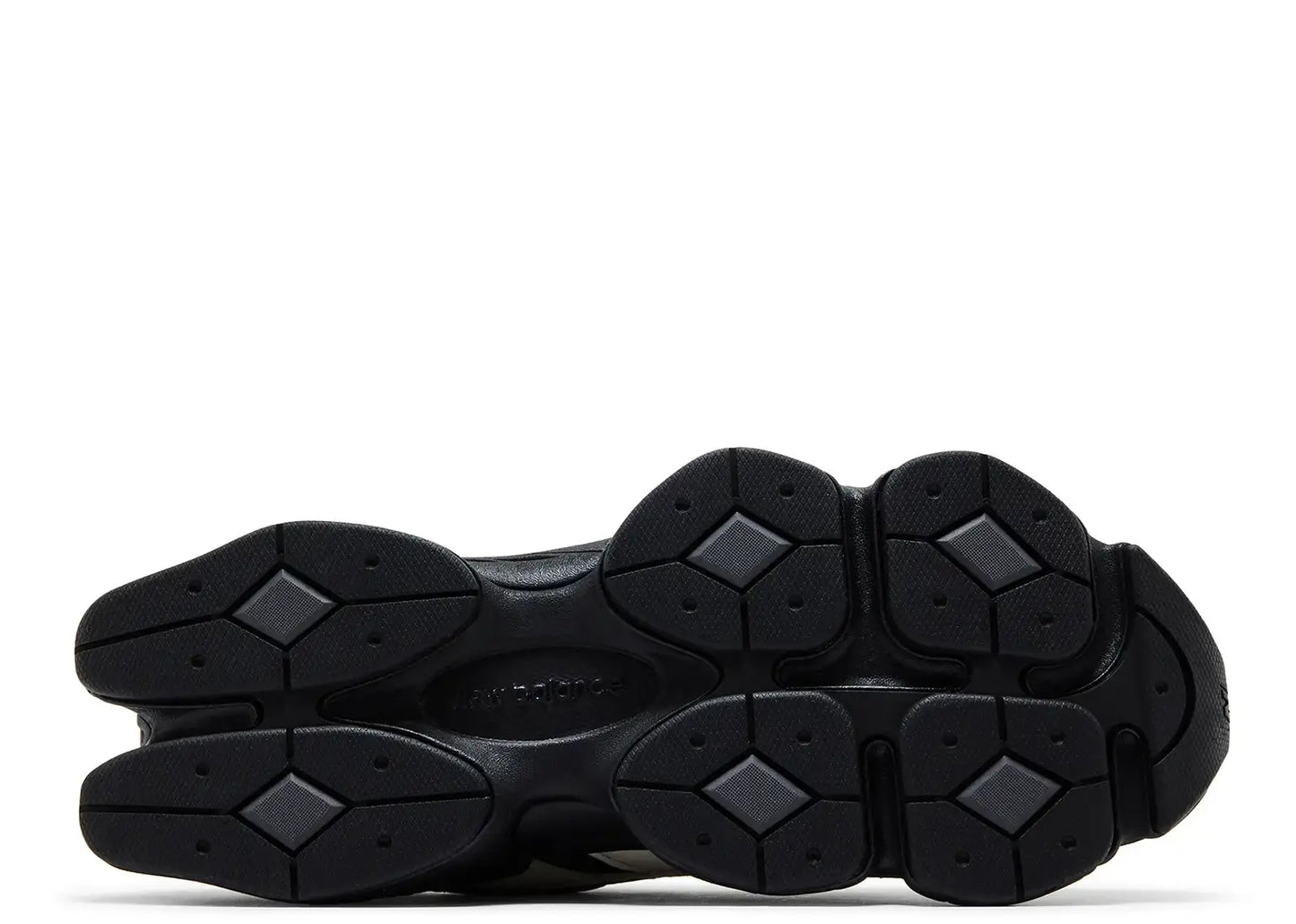 9060 Off White Black