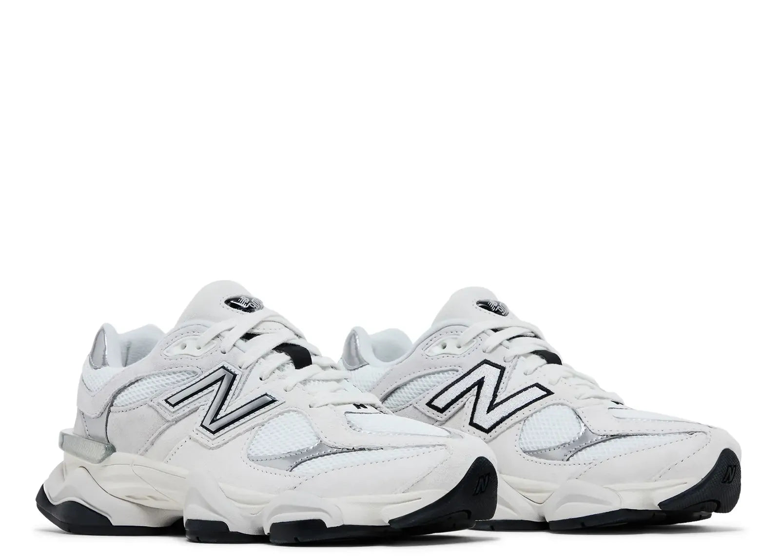 9060 White Black Metallic Silver