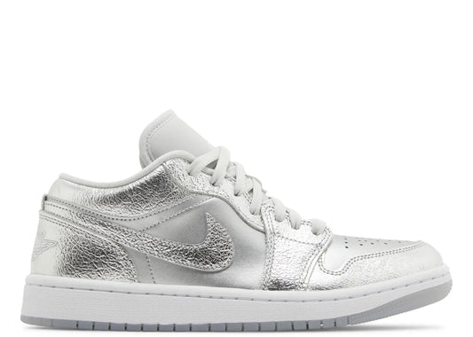 Air Jordan 1 Low SE Metallic Silver (W)