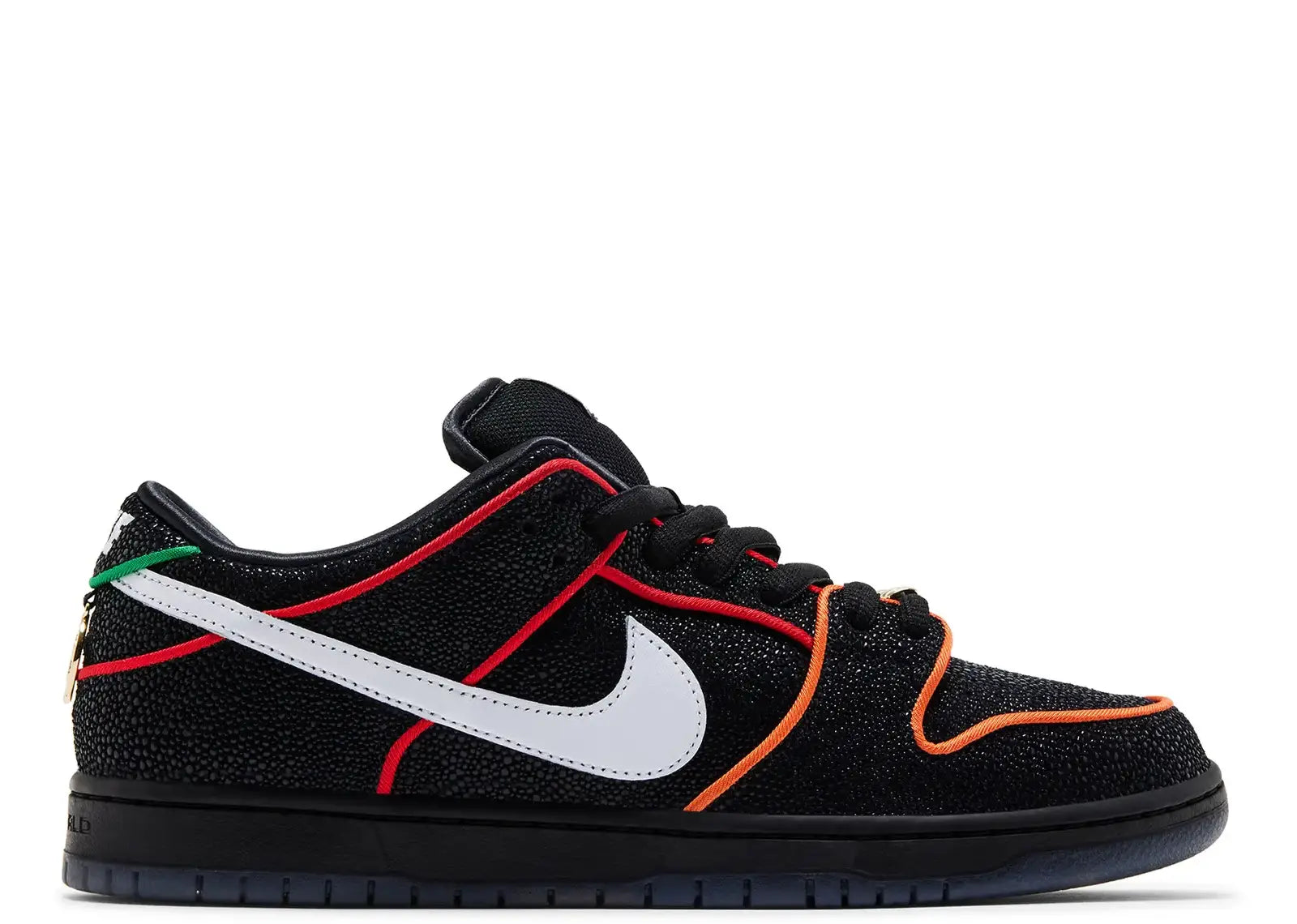 SB Dunk Low Bronx Girls Skate