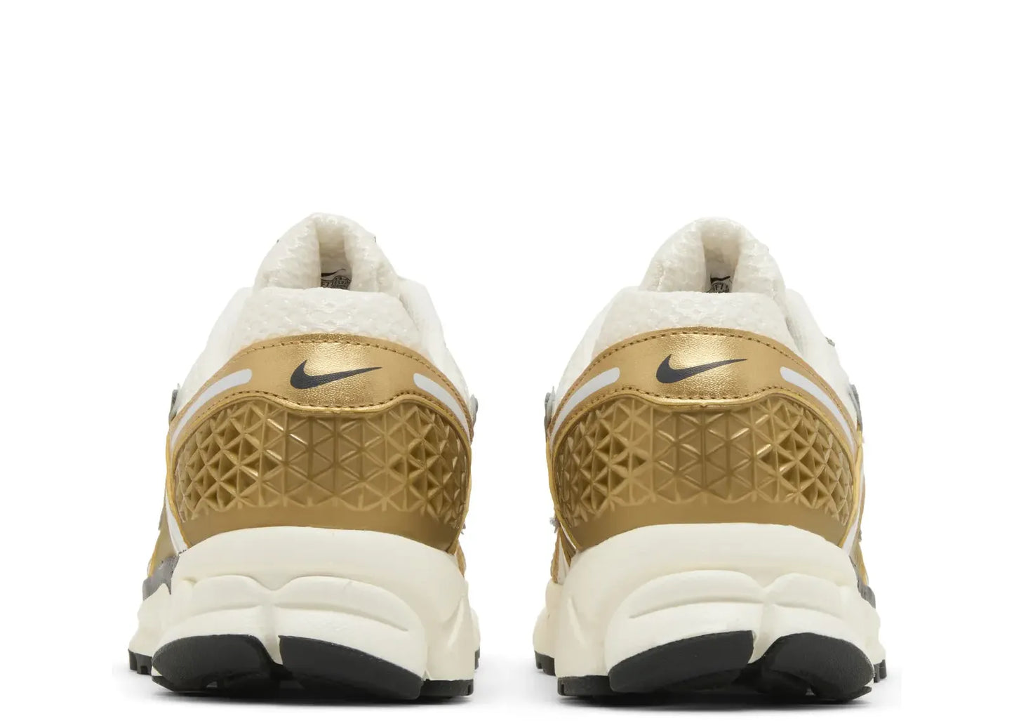 Zoom Vomero 5 Metallic Gold (W)