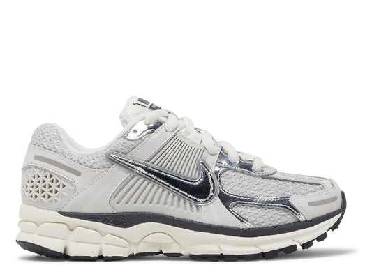 Zoom Vomero 5 Photon Dust Metallic Silver (W)