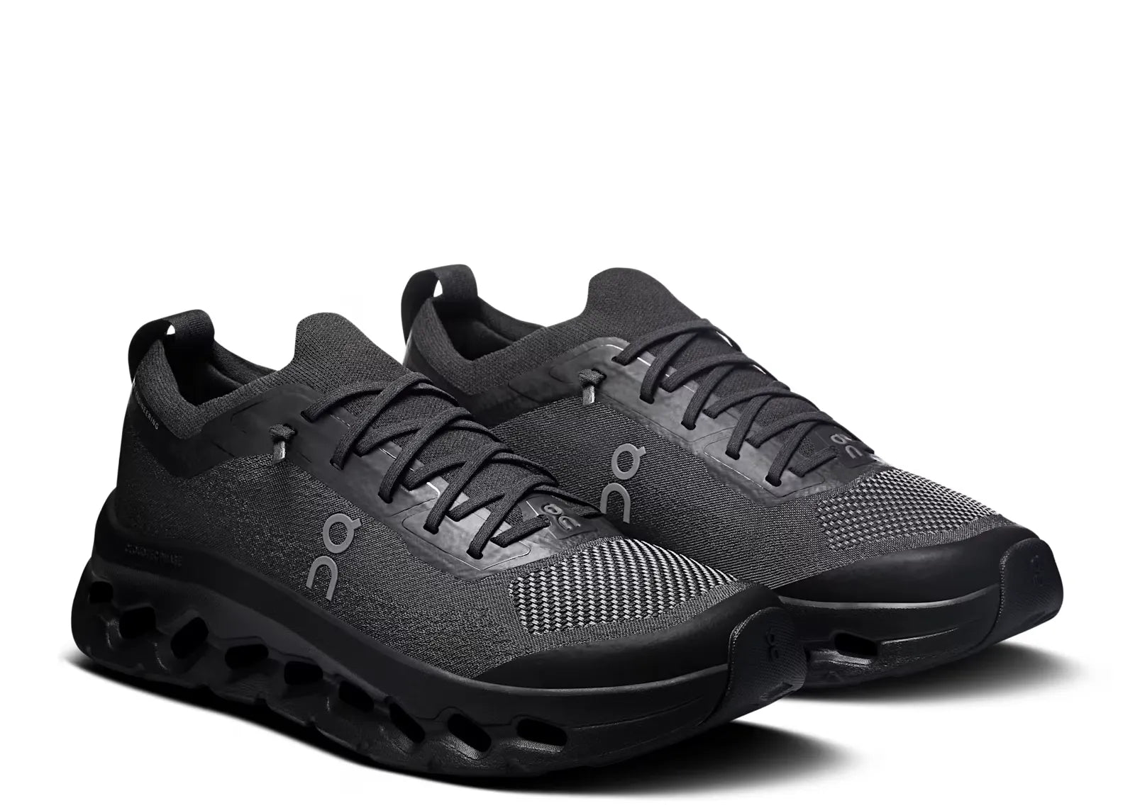 Cloudtilt Moon All Black (W)