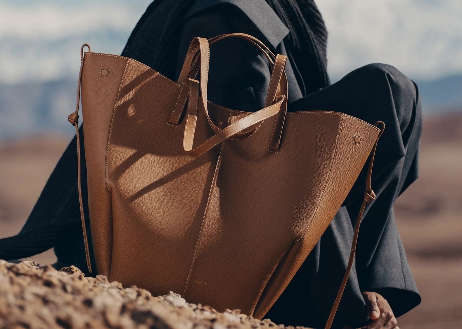 Cyme Tote Edition Textured Camel