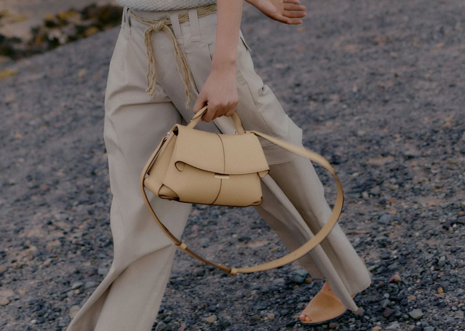 Mokki Mini Edition Textured Sand