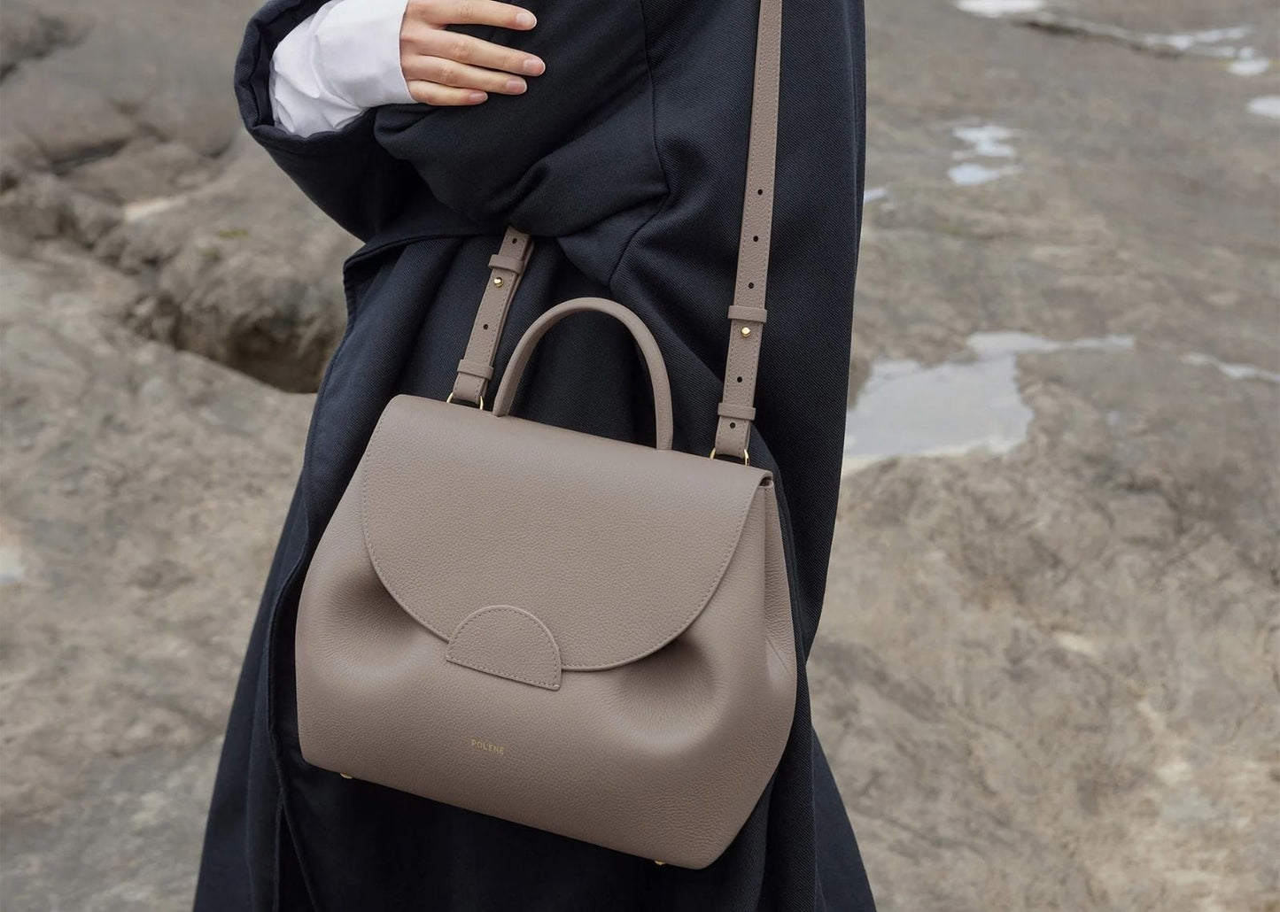 Numéro Un Edition Textured Grey