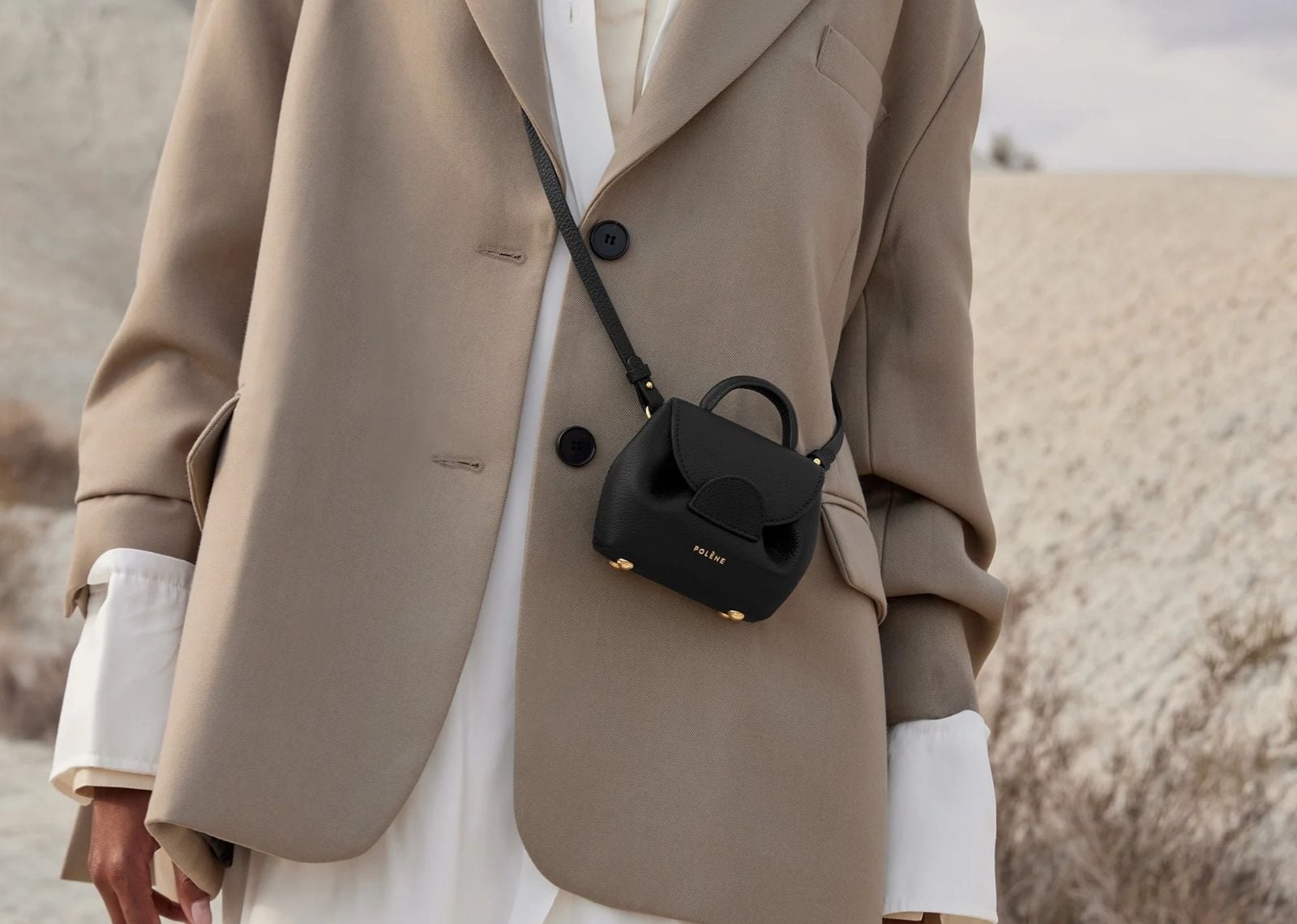 Numéro Un Micro Edition Textured Black