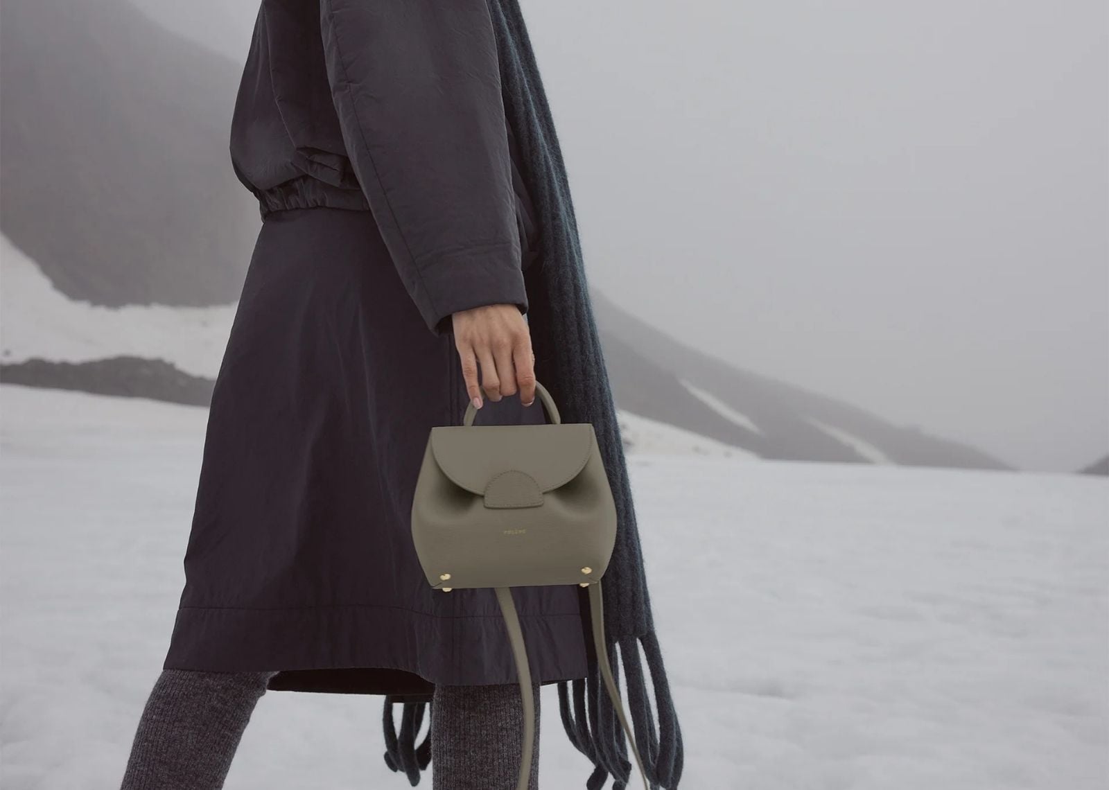 Numéro Un Nano Edition Textured Olive